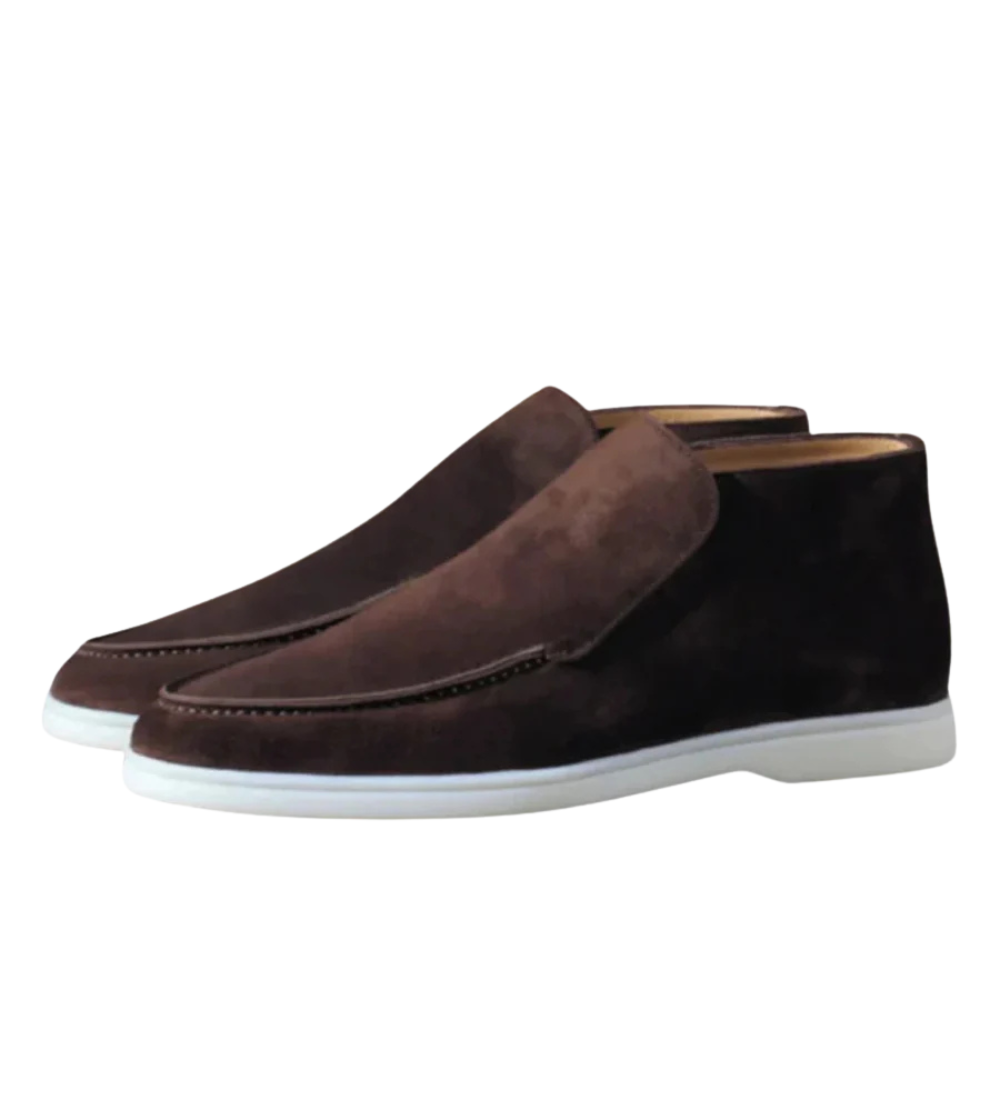Augstie mokasīni" can be rewritten as "Elegant High-Top Moccasins.