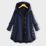 Leslie - Silta jaka ar pogām" can be rewritten as "Leslie - Silky Warm Jacket with Buttons.