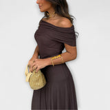 "Louka - Toledo Maxi Kleita ar Vienu Plecu" can be rewritten as "Louka - Toledo Maxi Dress with One Shoulder".
