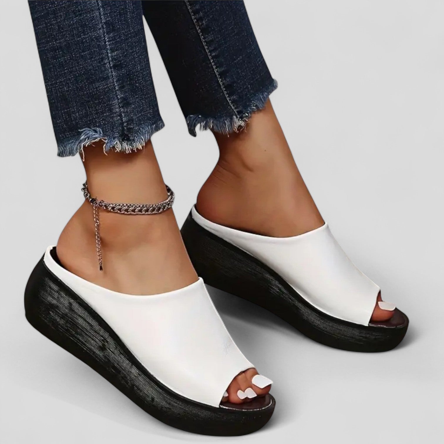 "Leokādija | Mokasīni" can be rewritten as "Leokādija | Stylish Moccasins".