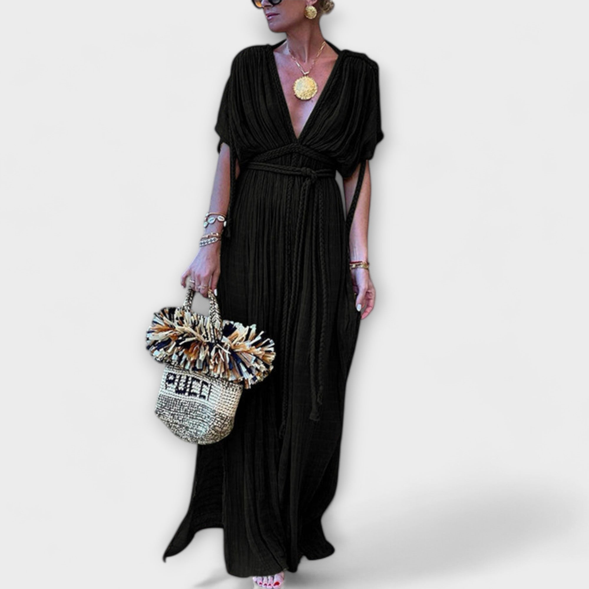 "Grieķu stila maxi kimono kleita" can be rewritten as "Maxi kimono kleita ar Grieķu iedvesmu".