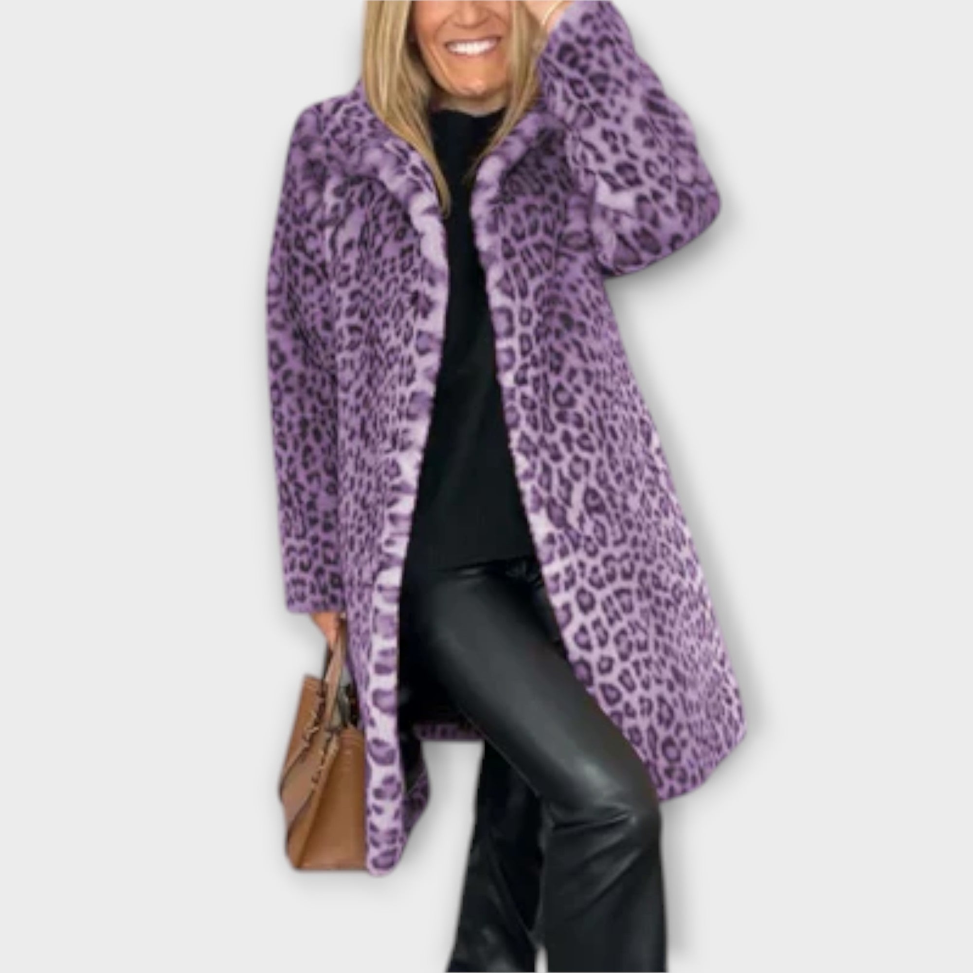 Amara - Leopardskin Coat