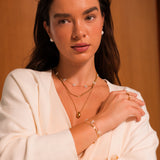 Serene Pearl White Auskari