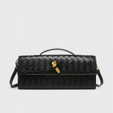 Melanie Clutch ar Zelta Mezglu Akcentiem