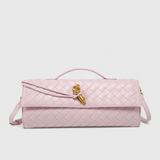 Melanie Clutch ar Zelta Mezglu Akcentiem