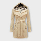 Evelyn - Silta Ziemas Jaka" can be rewritten as "Evelyn - Cozy Winter Jacket.