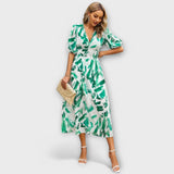 Mathilda - Elegant Midi Dress
