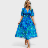 Mathilda - Elegant Midi Dress