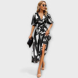 Mathilda - Elegant Midi Dress