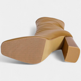 Linde Apjoma Boots