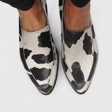 Eleganti Macarena Loafers ar Zemu Papēdi un Dzīvnieku Motīvu
